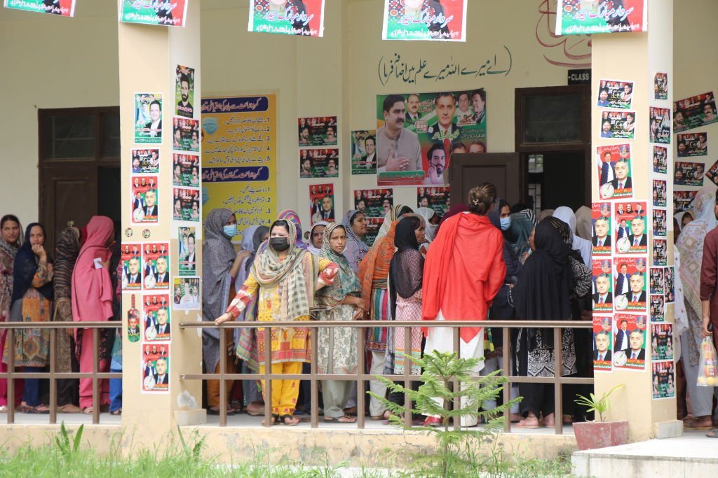 Kashmir votes in first local government elections in over three decades