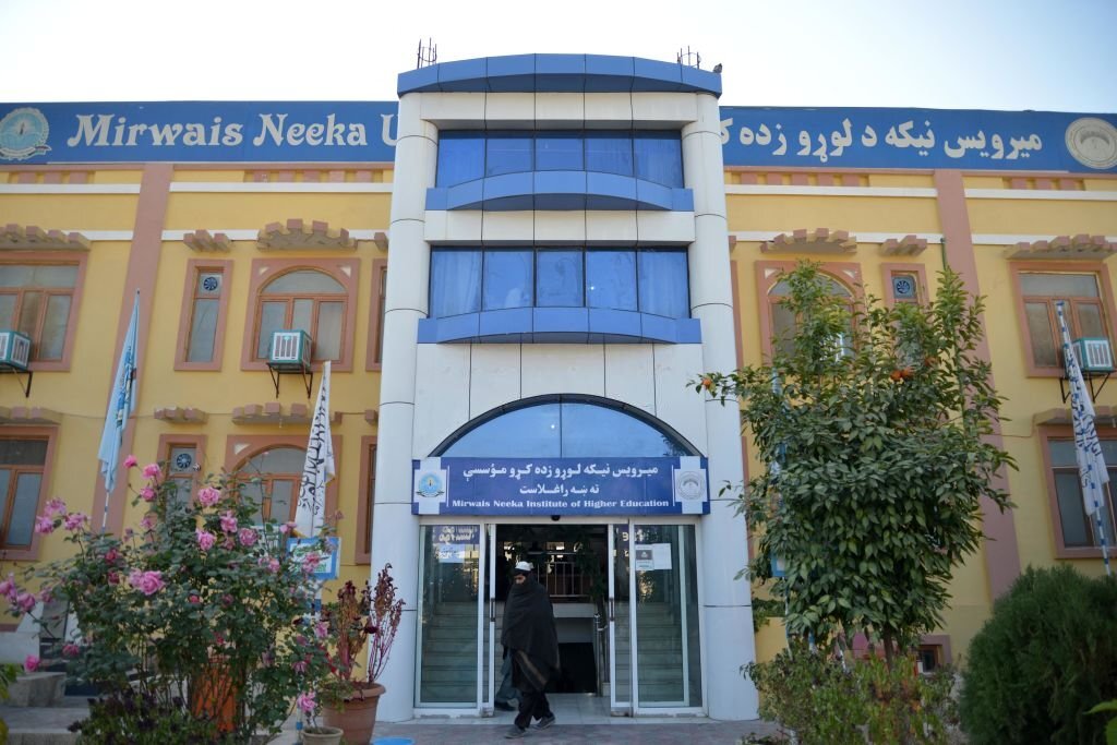 Top UN, NGO officials to meet over Taliban ban on women staff