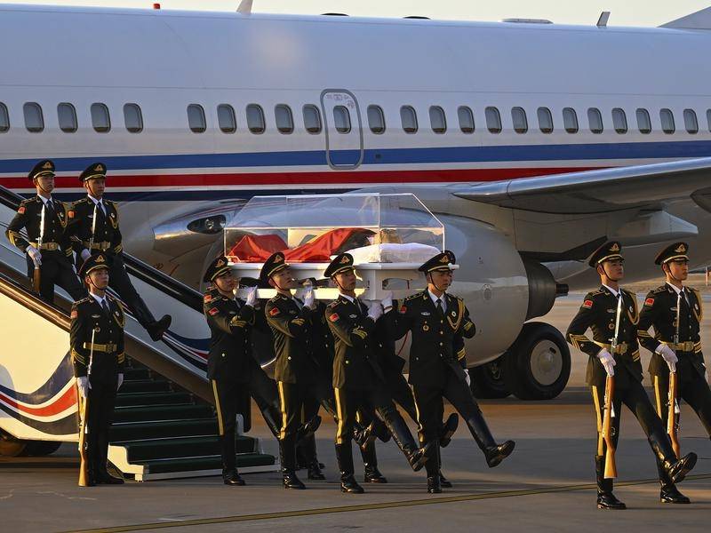 Jiang's remains cremated as nation mourns great leader