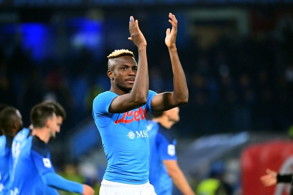 Rampant Napoli crush Juventus to move 10 points clear