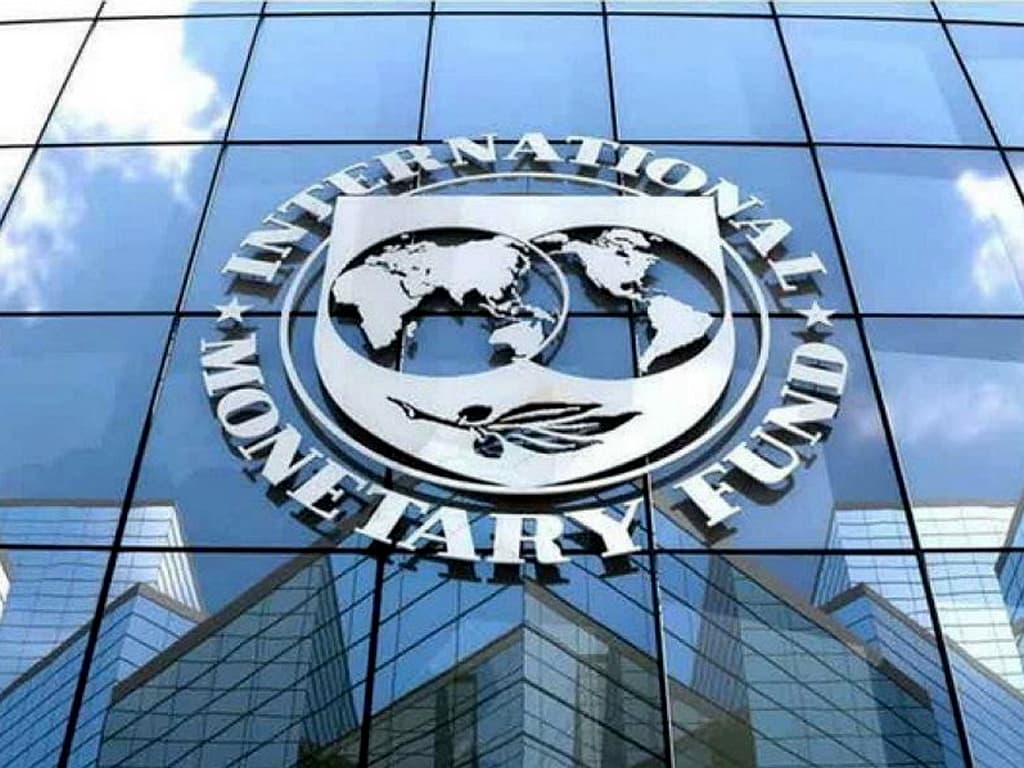 Sword of default hanging over Pakistan: Consequences and solutions