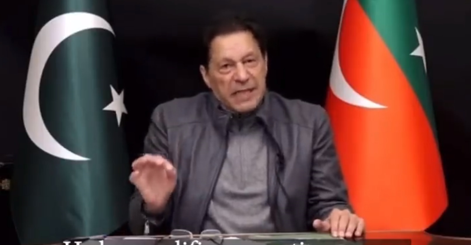 'Decisive moment': Imran urges nation to express solidarity with CJP, SC on Saturday