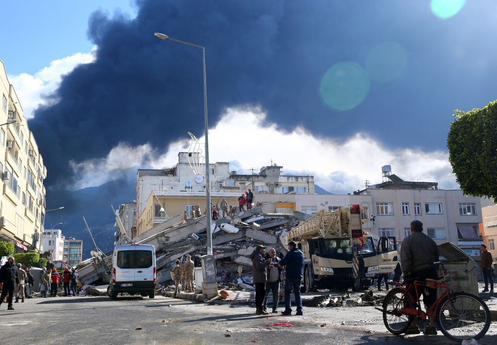 Pakistan dispatches first batch of rescue teams, relief goods to Turkey