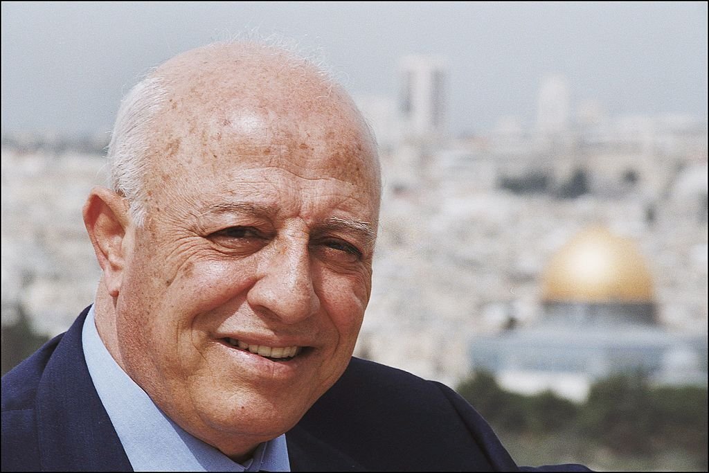 Palestinian Oslo accords negotiator Ahmed Qorei dies at 85