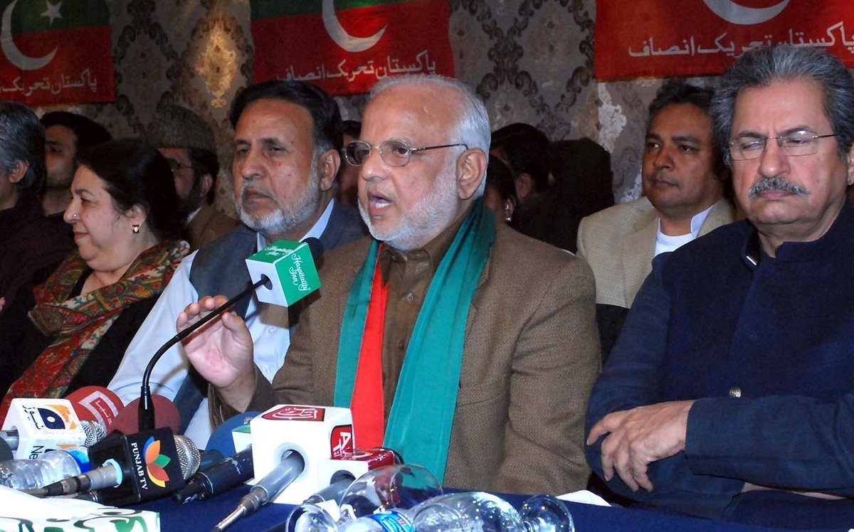 PTI approaches LHC for release of leaders who volunteered arrests