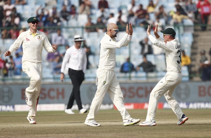 Lyon-inspired Australia hold edge despite Axar blitz