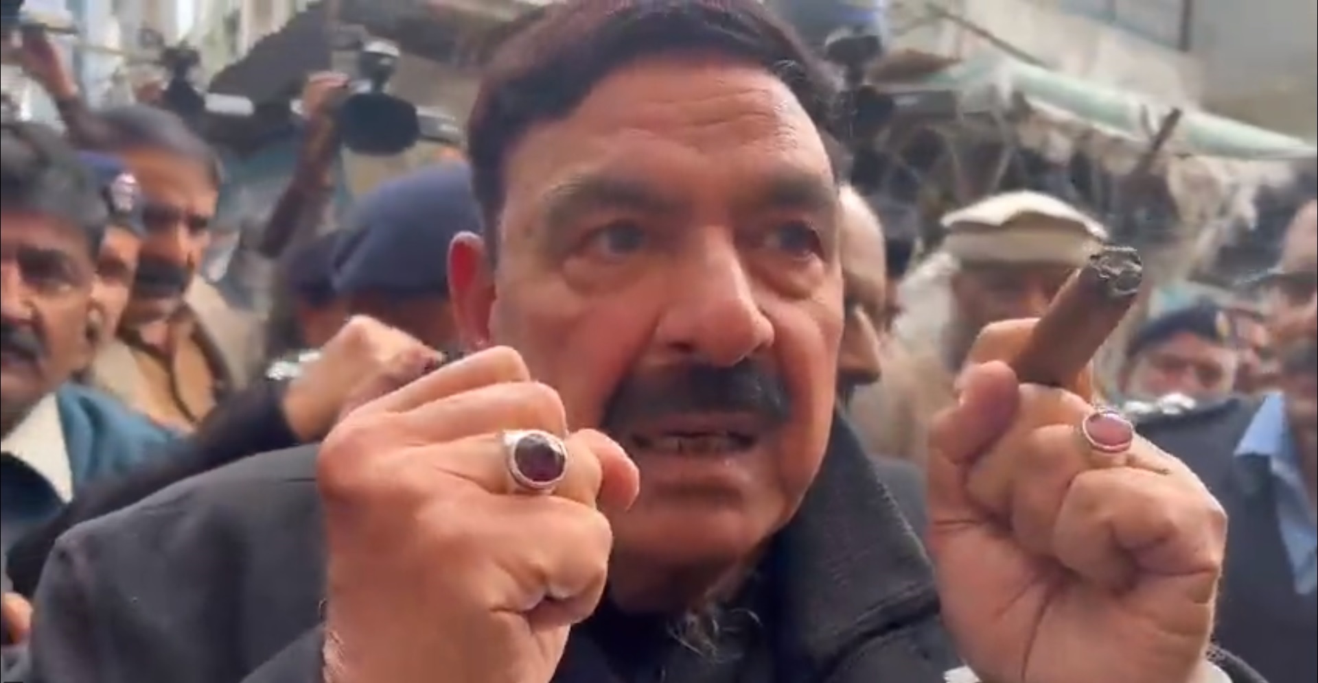 Muree Police granted daylong transit-remand: Sh Rashid files another plea for post-arrest bail