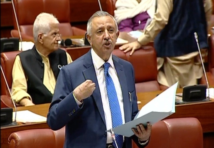 No ads policy’ for social media journalists: Shahadat Awan