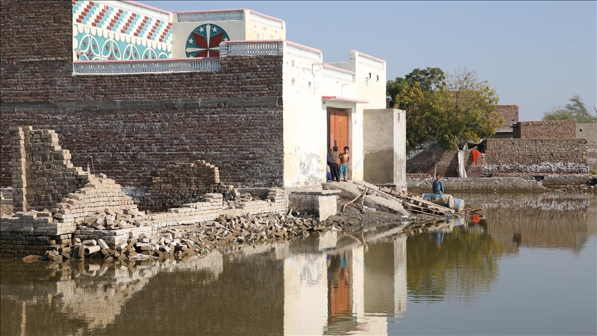 2nd Turkish ship carrying relief goods for flood victims reach Pakistan