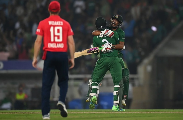 Bangladesh stun England to seal T20 series