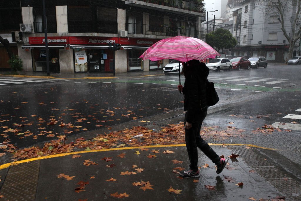 Massive power cut plunges Argentina into dark for hours