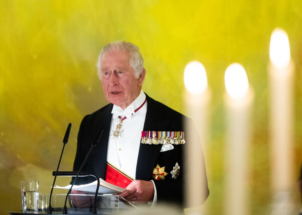 British people urged to swear allegiance to the king
