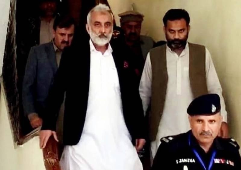 Suspect in triple murder, Minister Khetran freed from jail on bail