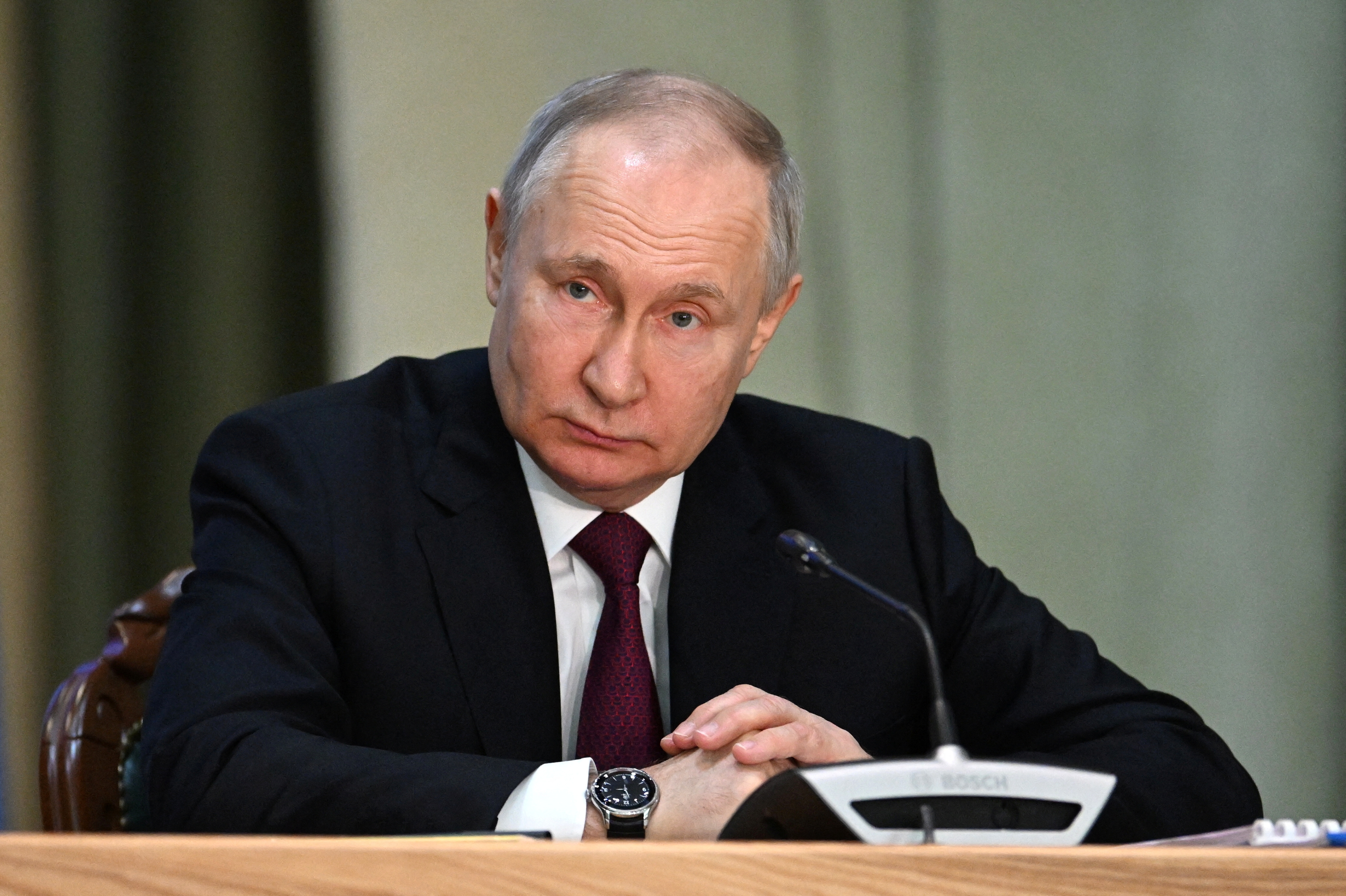 Russia says has 'no meaning', Kyiv hails as 'historic' ICC warrant for Putin