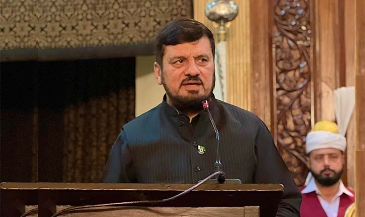 Same day polls key to resolve prevailing constitutional, political crisis: KP governor