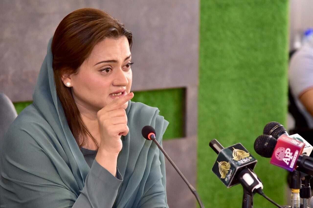 Marriyum calls out Imran for ‘denying fatherhood to his own daughter’