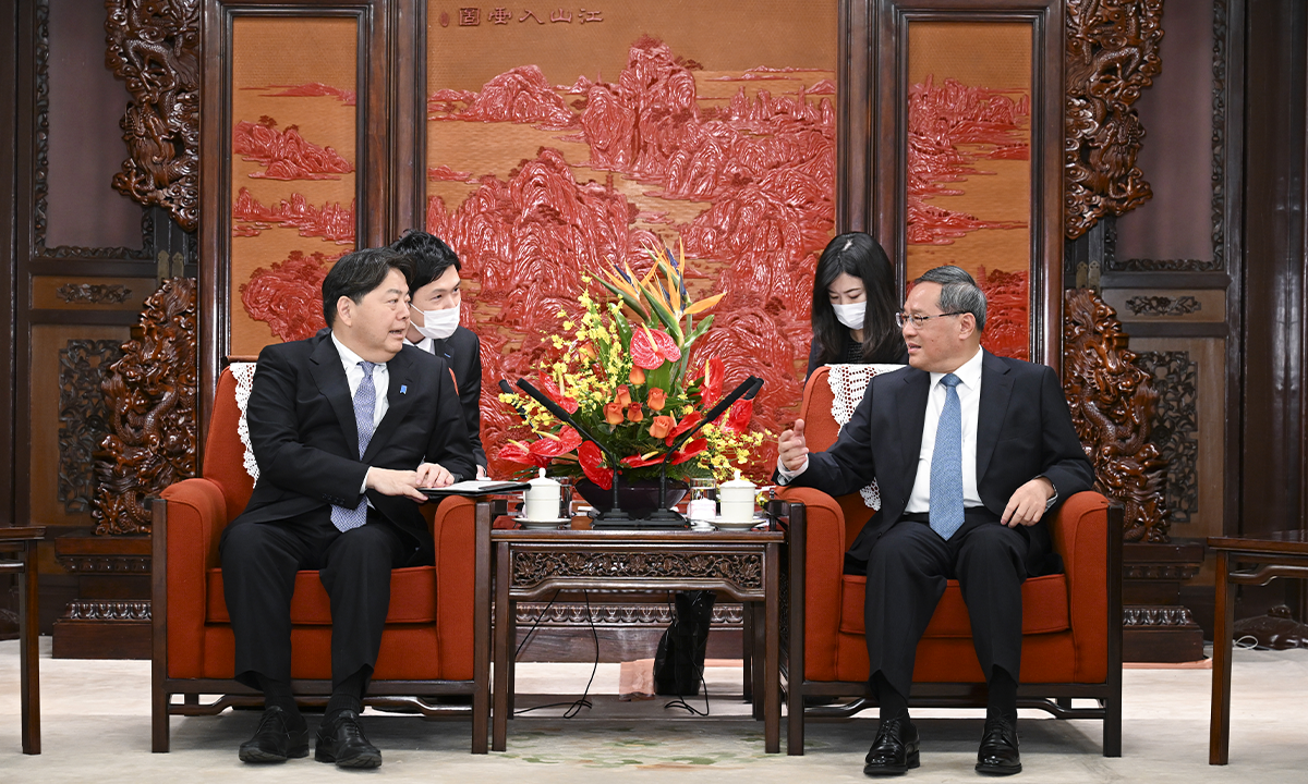 China urges Japan to strengthen talks, not to follow US' 'wrong strategy'