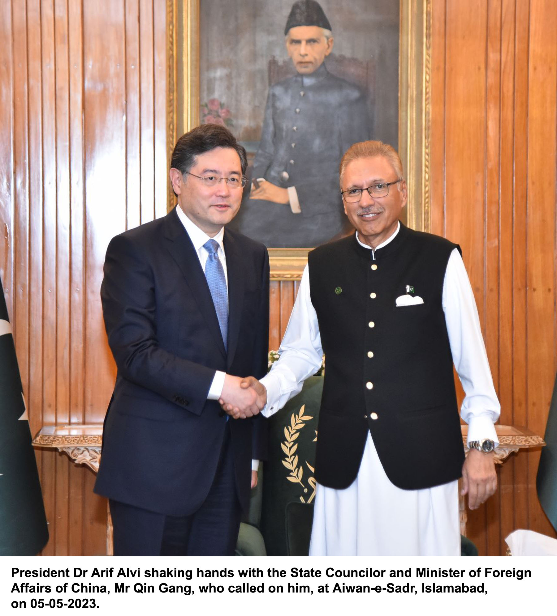 Alvi, Qin reaffirm resolve to work together for regional peace, prosperity