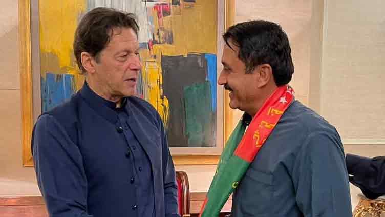 Jashmed Dasti, Imran Dhanotar call on PTI chief Imran Khan