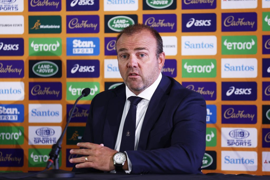 Rugby Australia chief executive Marinos to step down
