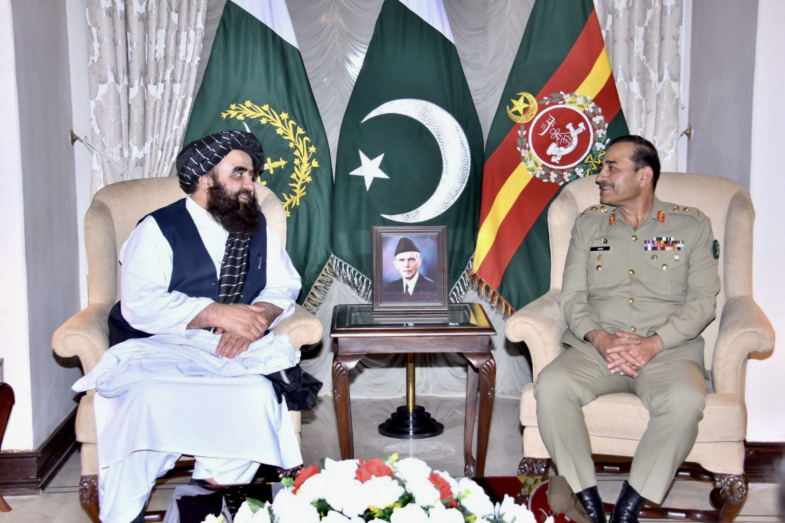 Pakistan and Afghanistan pledge to work together against militancy