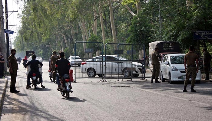 As deadline ends, 'grand operation' expected against 'terrorists' hiding in Zaman Park