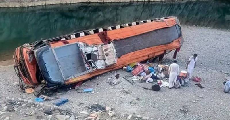 At least 10 killed as bus plunges into ravine in AJK