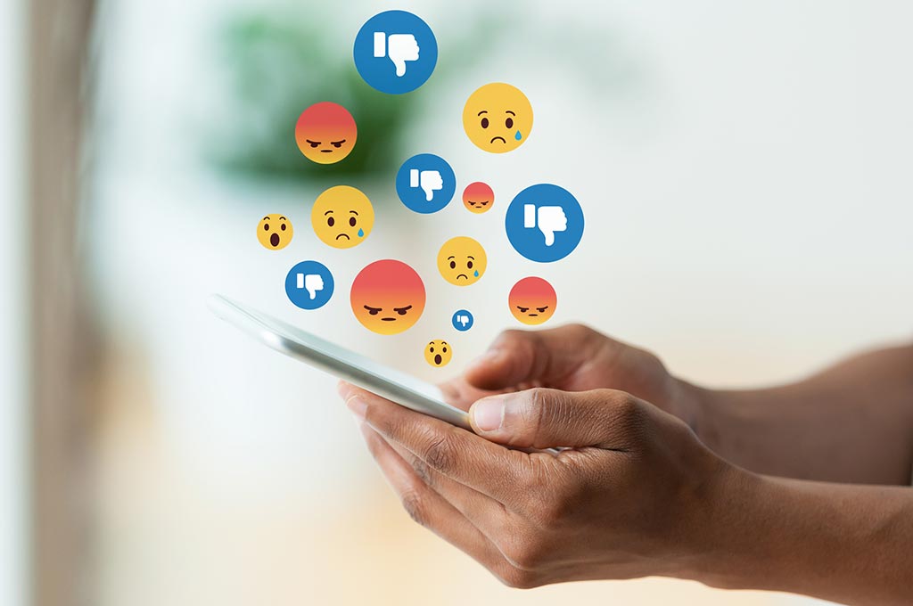 Dealing with social negativity