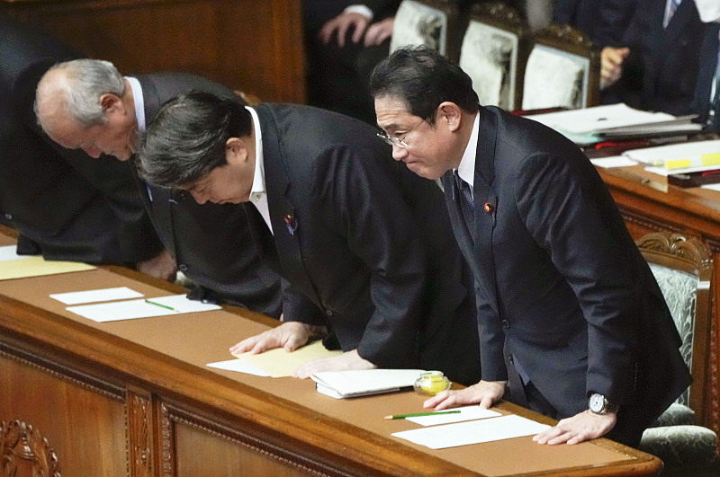 Japanese parliament votes down no-confidence motion against cabinet