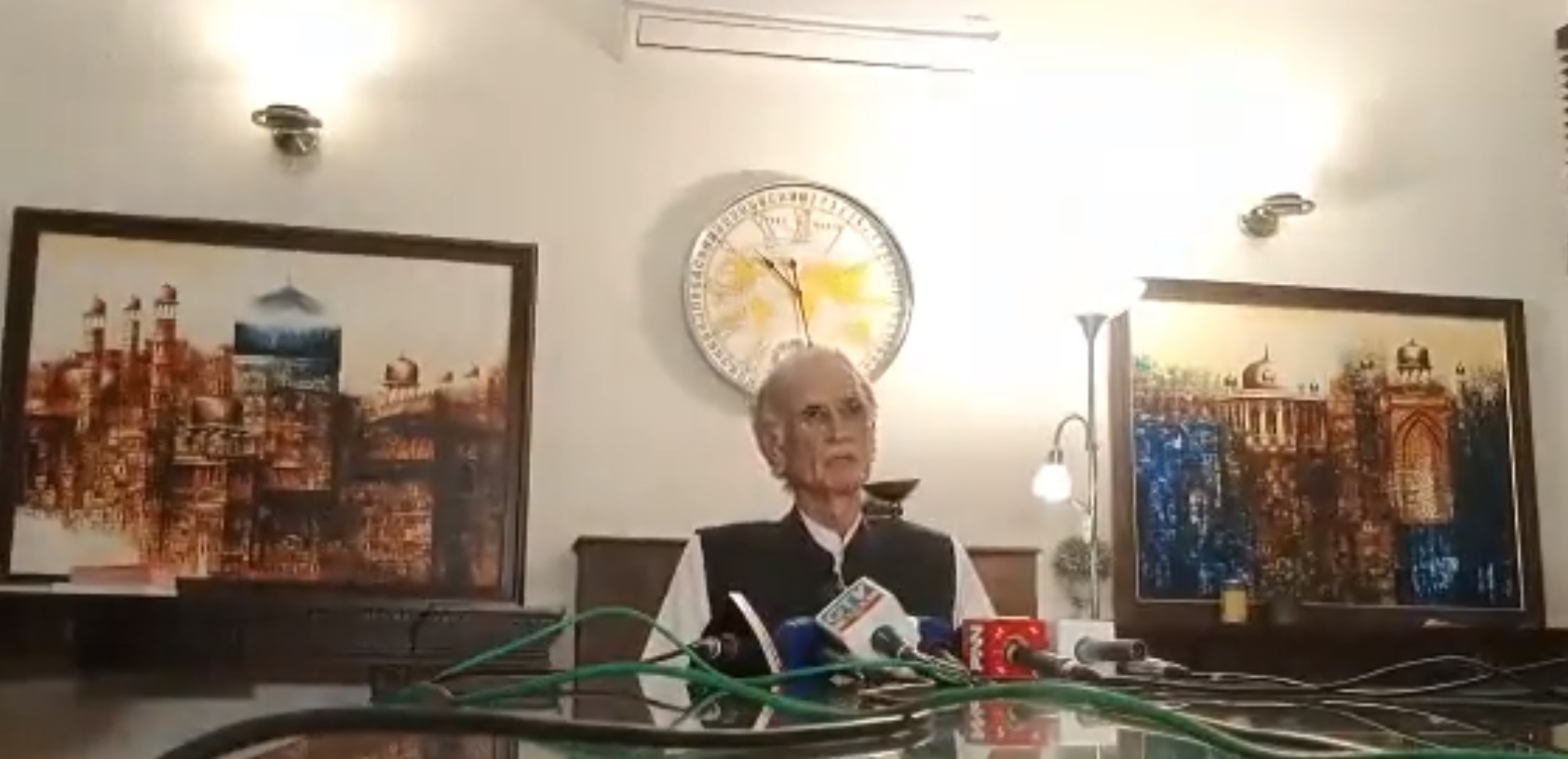 Pervez Khattak steps down as PTI’s KP president