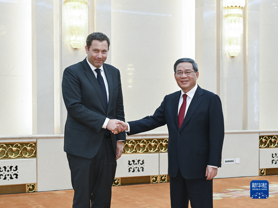 Chinese premier calls for enhanced dialogue, coordination with Germany