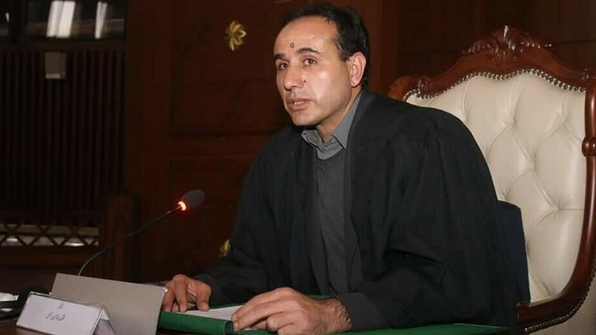 GB speaker faces no-confidence motion amidst political unrest