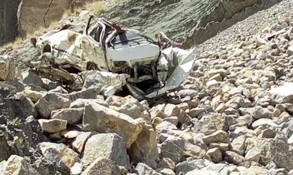 Five tourists, two injured as van plunges into gorge in Skardu