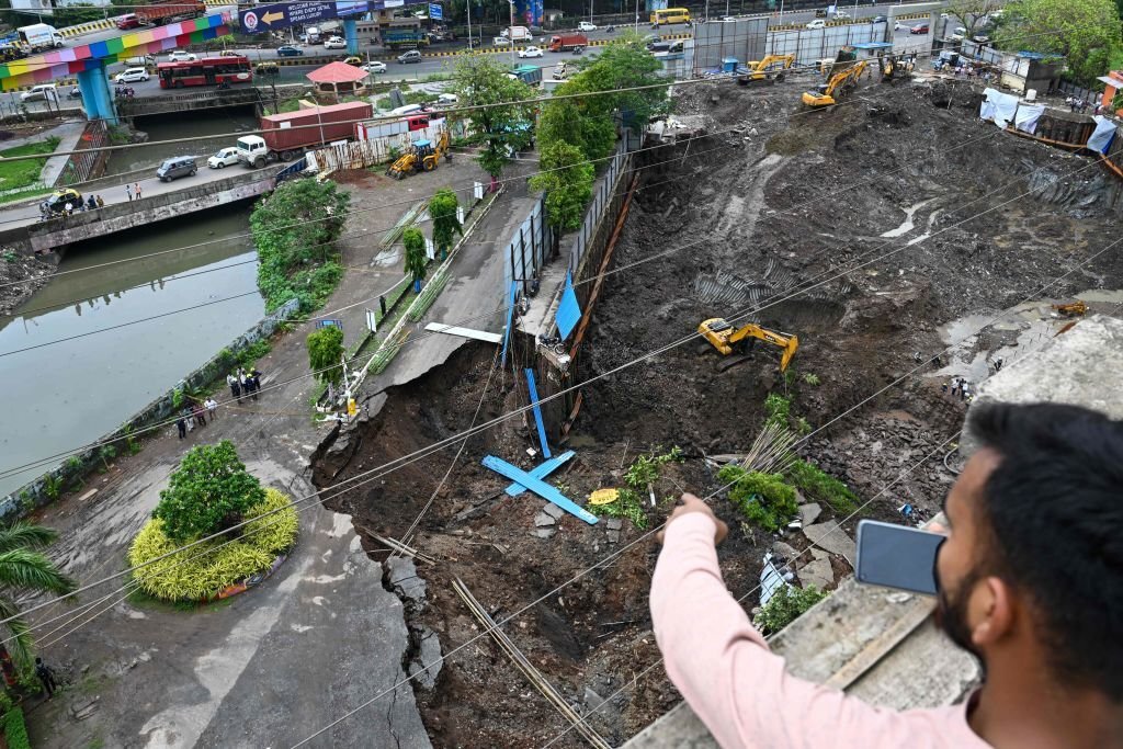 At least four killed, a hundred feared buried in landslide in India