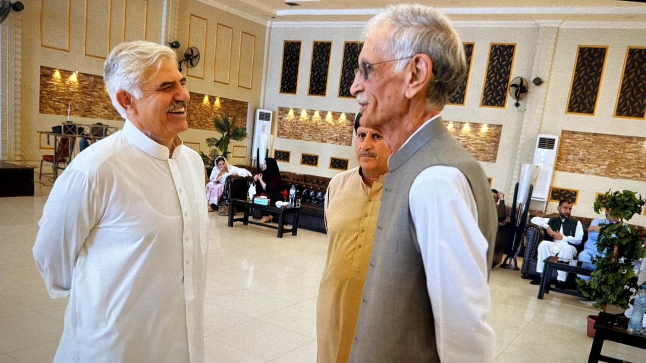 Former KP chief minister Khattak launches 'PTI parliamentarians' party
