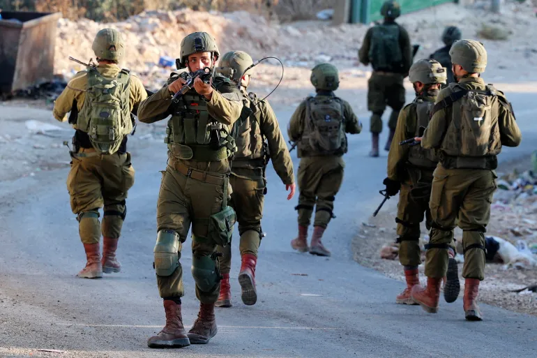Israeli troops martyr Palestinian teen in West Bank