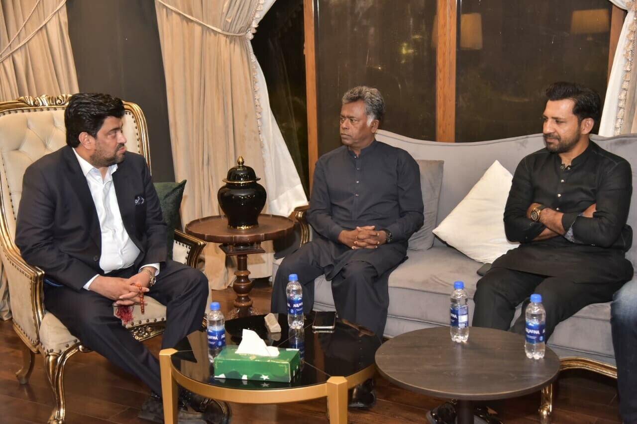 Cricketer Sarfaraz, Governor Tessori discuss cricket promotion in province
