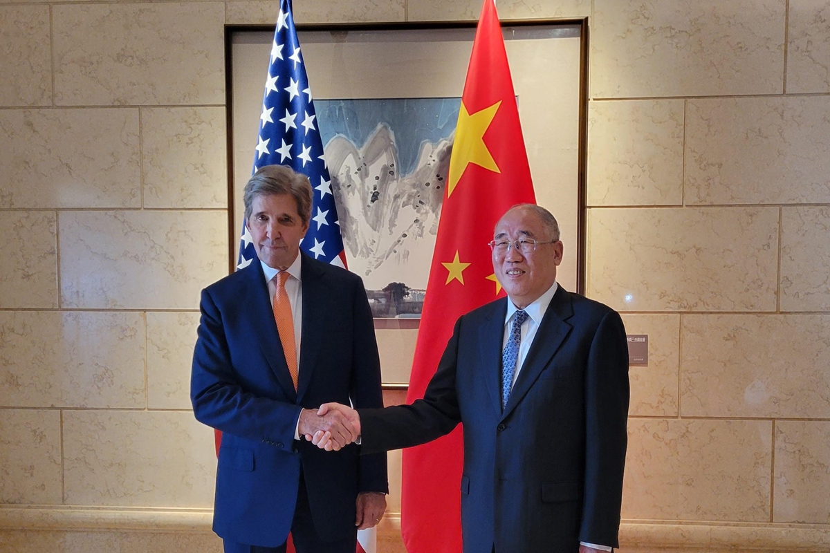 Xie, Kerry hold four-hour talks on climate cooperation