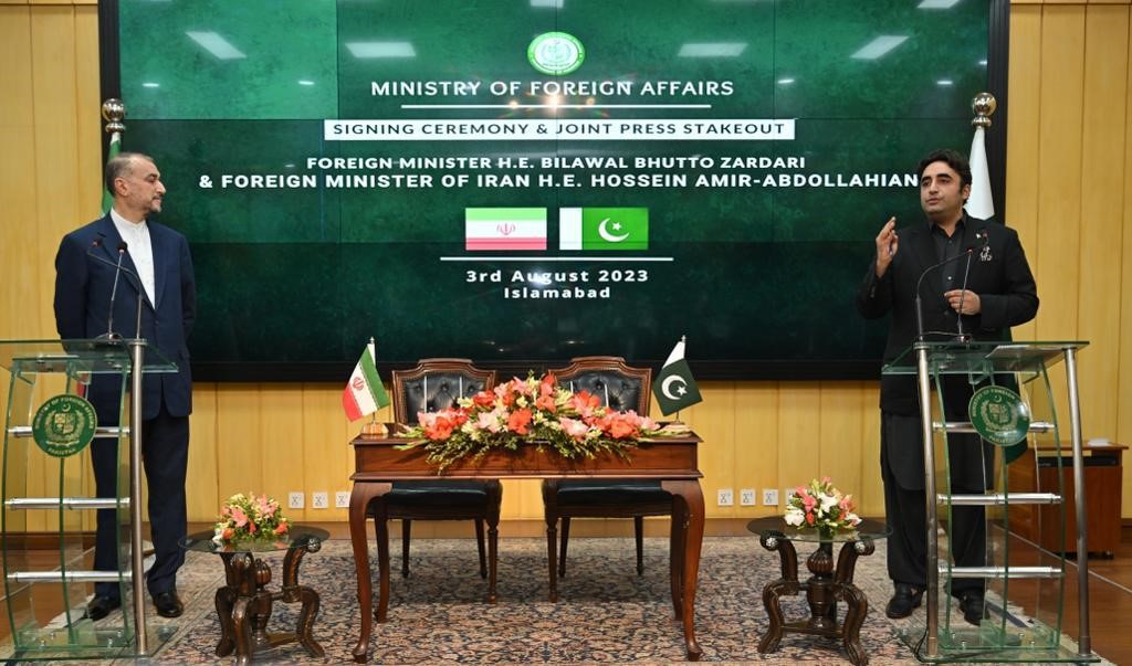 Pakistan, Iran agree prosperity, development interconnected with peace and stability in region