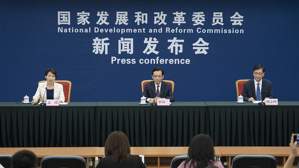China's top planner says economy to maintain stable, positive trend in 2023