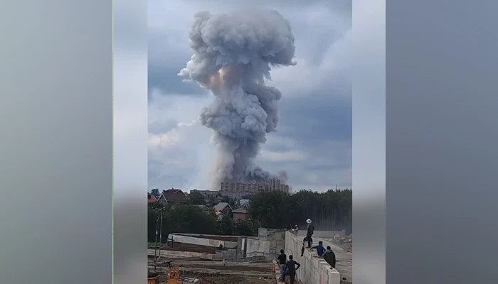 Powerful factory explosion outside Moscow leaves 52 injured
