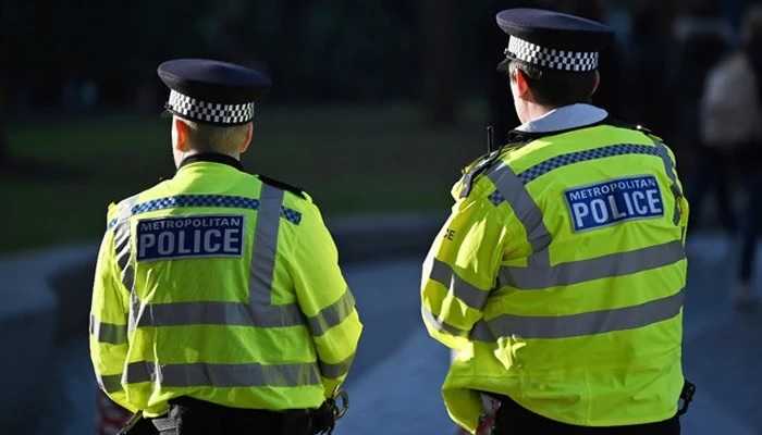 Manhunt for suspected killers of British-Pakistani girl is on