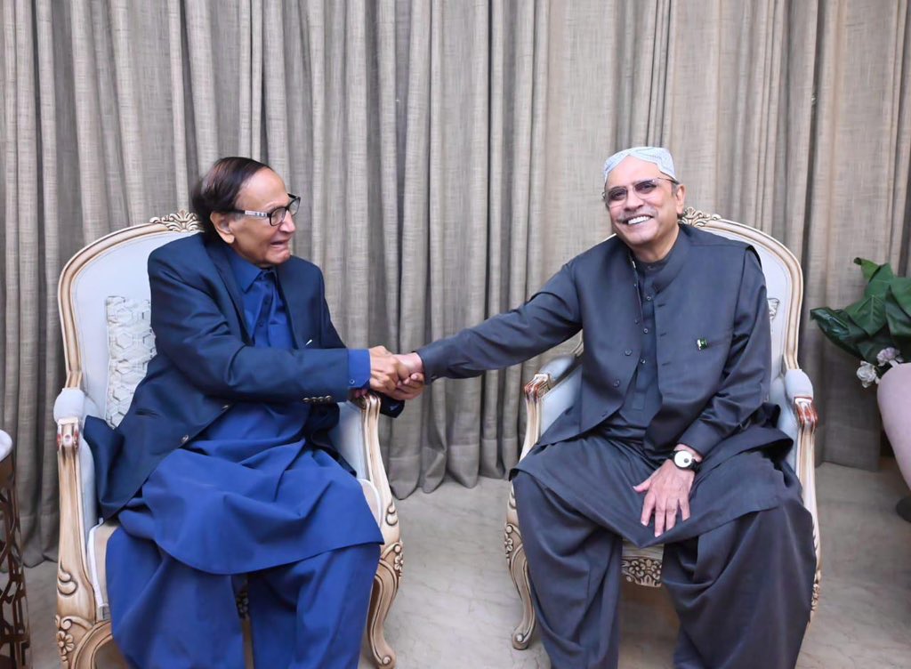 PML-N, PPP should avoid any conflict, advises Ch Shujaat