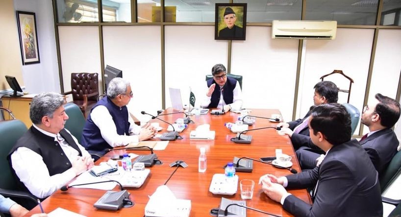 Caretaker minister, IFC team discuss reforms in Discos
