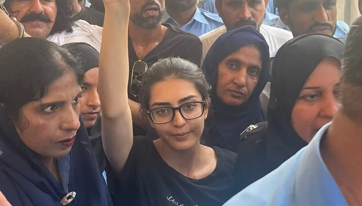 IHC directs authorities to inform court before arresting Imaan Mazari in any case