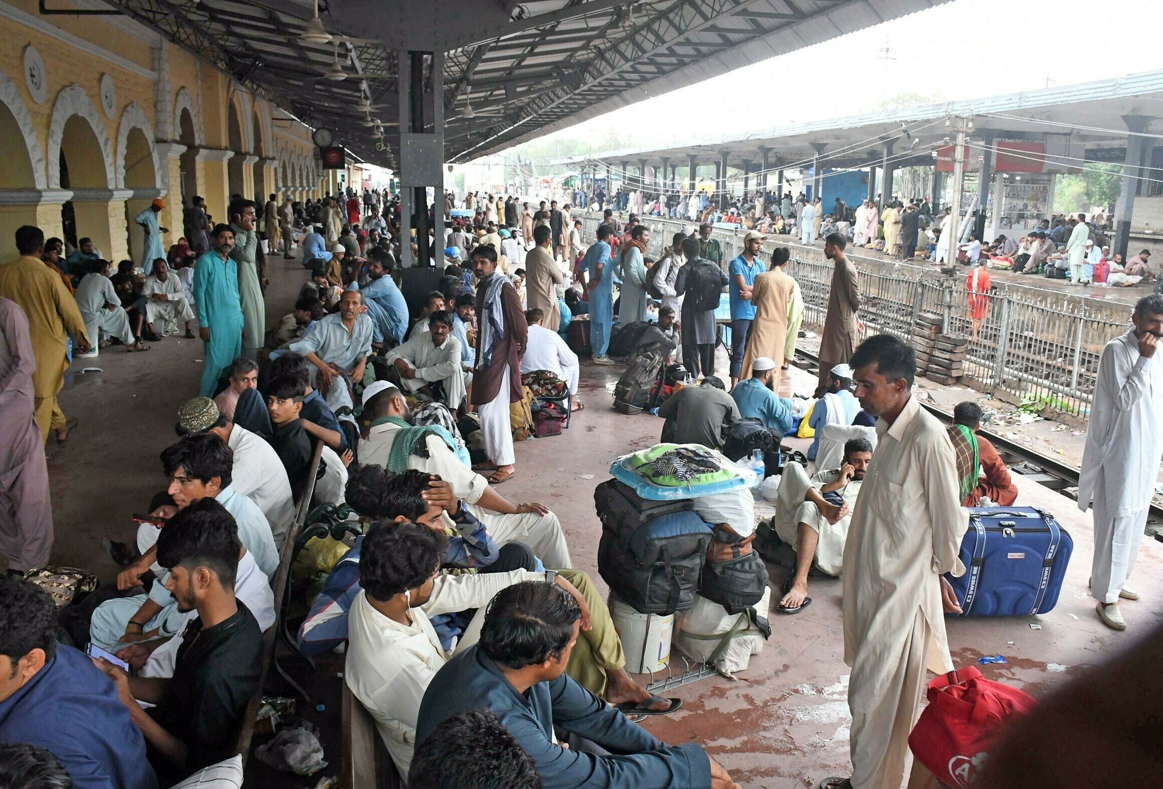 Extra running time of trains in timetable cost millions to national exchequer
