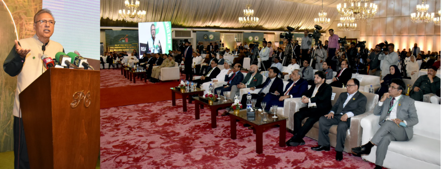 Alvi lauds COAS, caretakers over efforts to bring in foreign investment