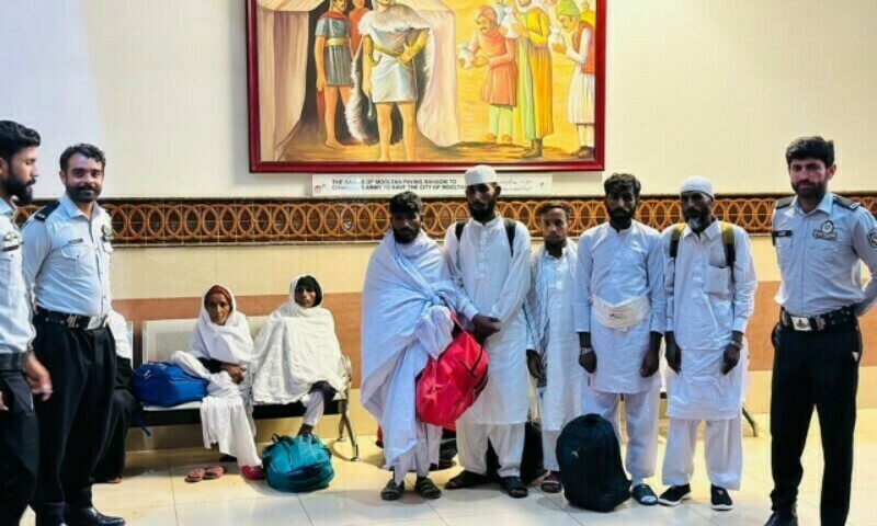 FIA offloads eight ‘beggars’ from Saudi Arabia-bound flight at Multan airport