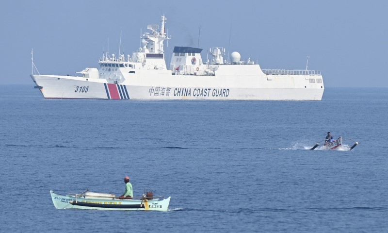 Philippines, China trade blame over collisions in disputed sea