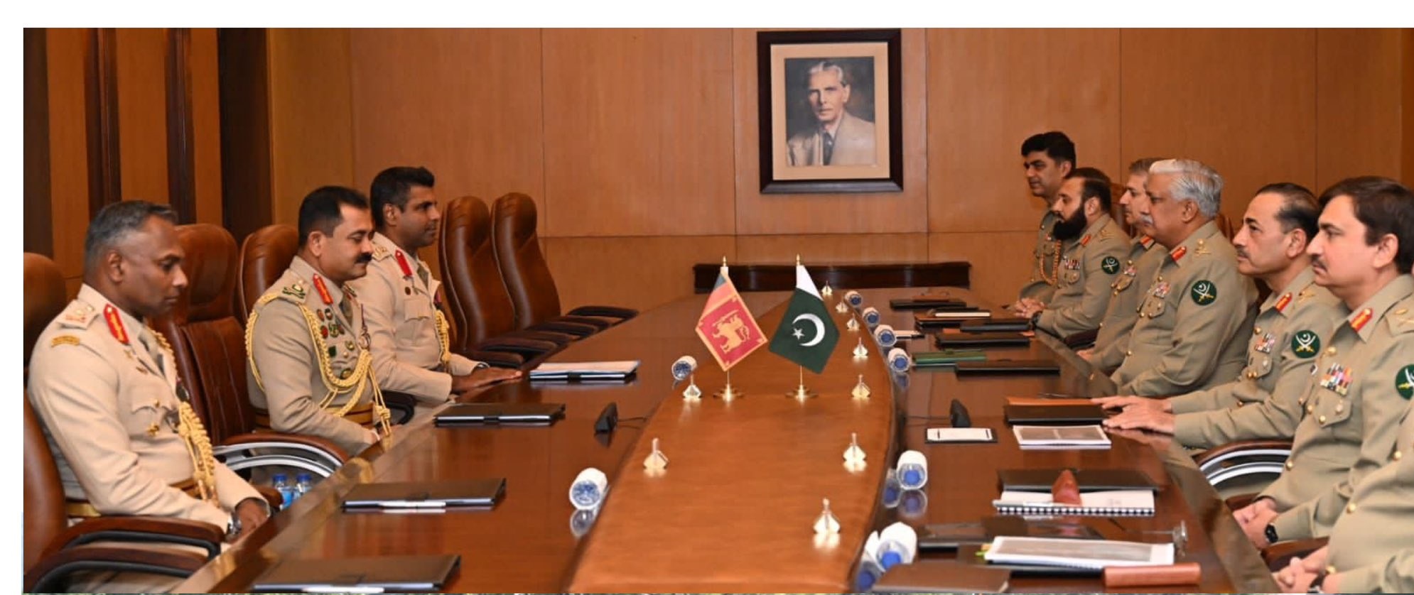 COAS, Sri Lankan army chief discuss ways for enhancing defence ties